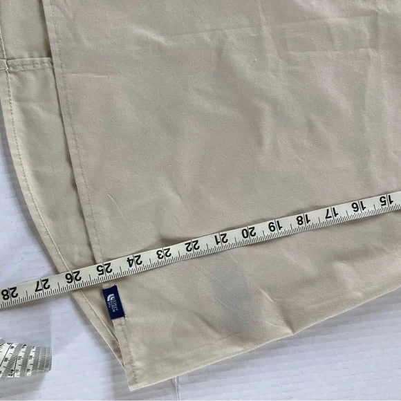 The North Face Sleeveless Blouse Size M NWOT - Picture 3 of 7